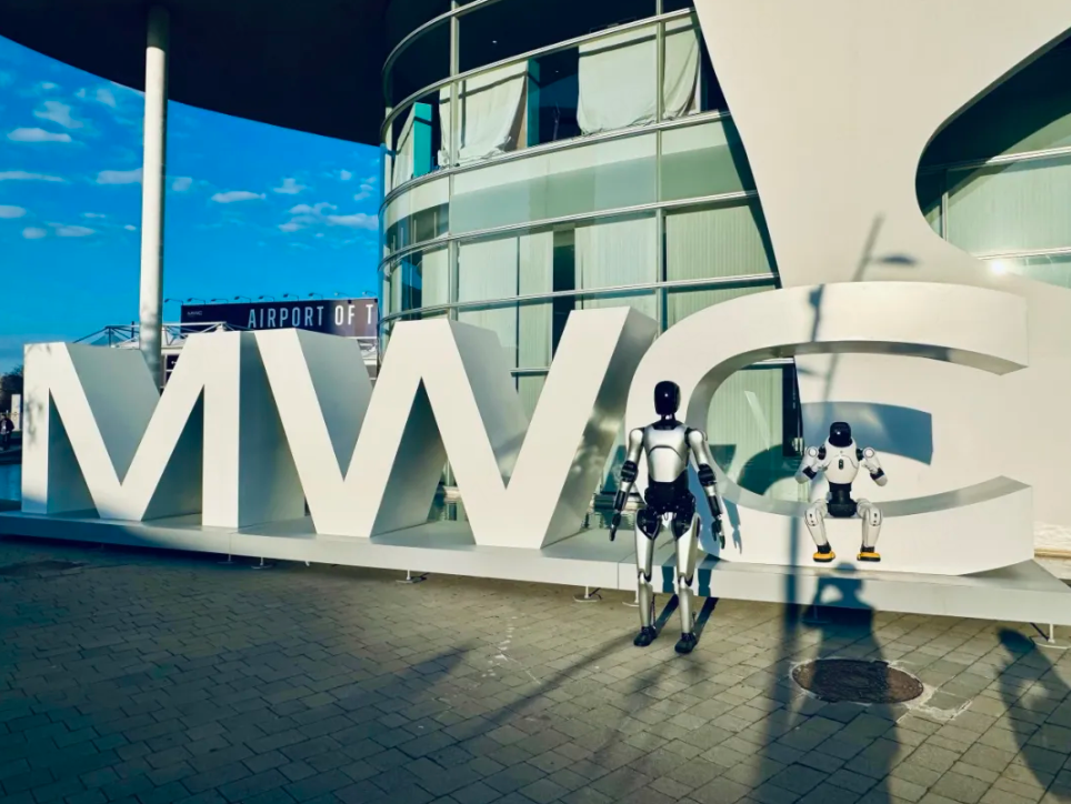 彩神v亮相MWC 2026，代表中国机器人接待西班牙国王